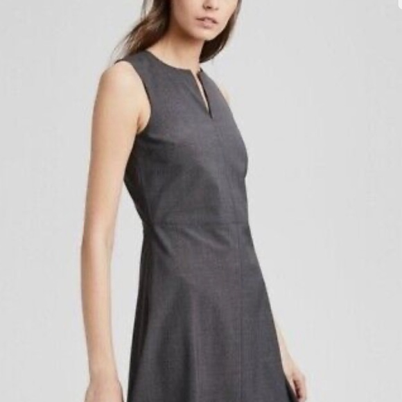 Theory Miyani Split Front Dress in Stretch Wool size 10 Charcoal color. - Picture 5 of 6